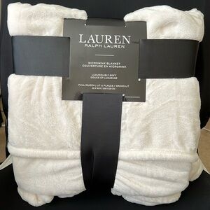 New Lauren Ralph Lauren Micromink Blanket 90”x90”